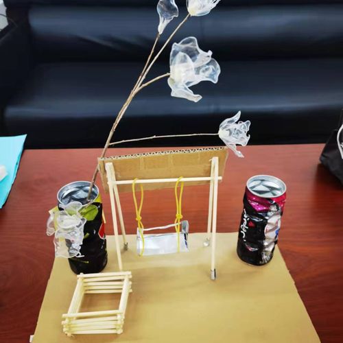 惠州市財經職業技術學校環保工藝品創意比賽及工藝美術品禮儀用品銷售活動